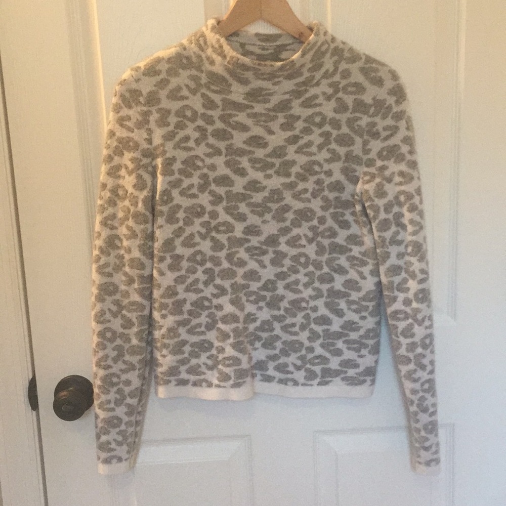 Loft turtleneck